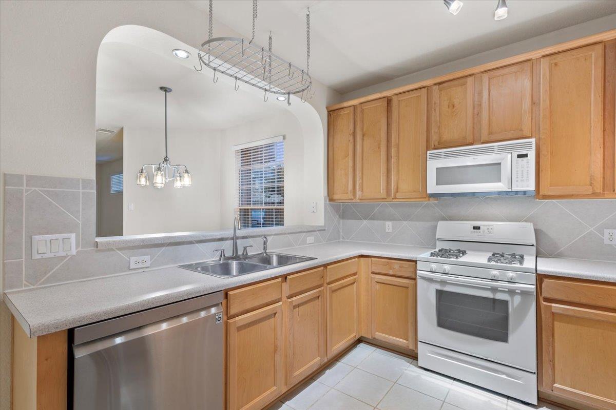 16100 S Great Oaks Drive Round Rock TX 78681