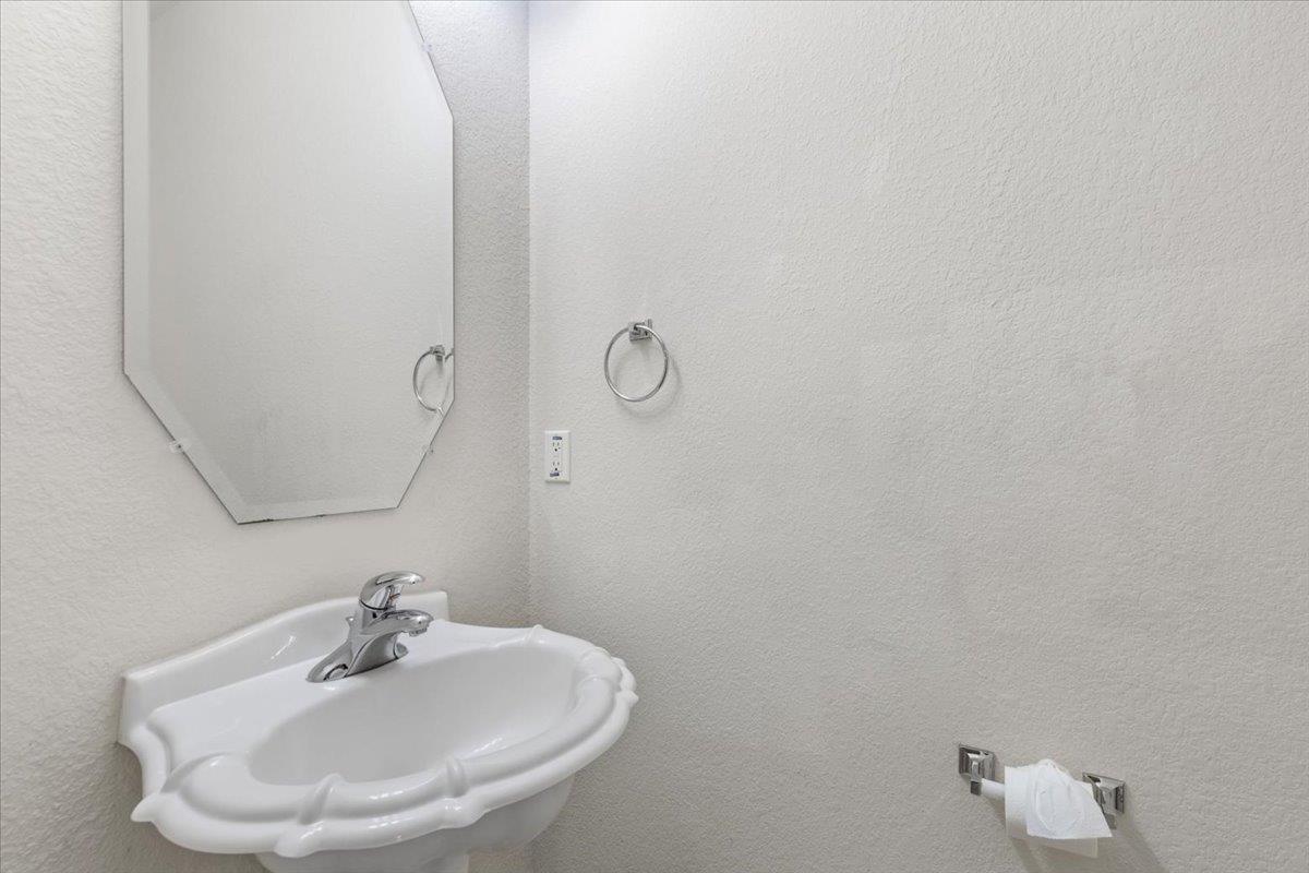 16100 S Great Oaks Drive Round Rock TX 78681