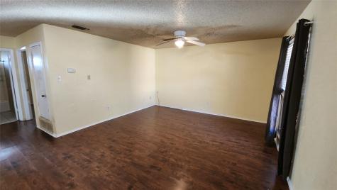 208 N Vanderveer Street Burnet TX 78611