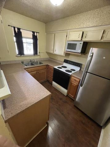 208 N Vanderveer Street Burnet TX 78611