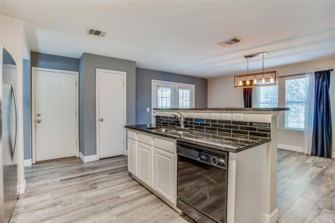 7113 Encanto Trail Austin TX 78744