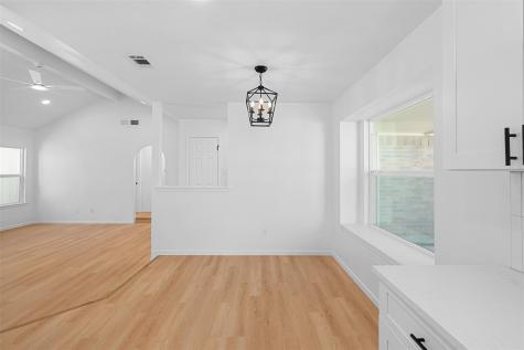 16307 Essex Cove Pflugerville TX 78660