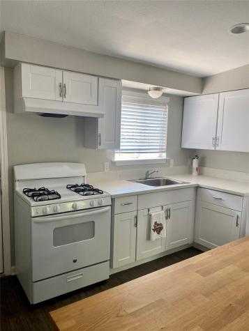 400 Swanee Drive Austin TX 78752