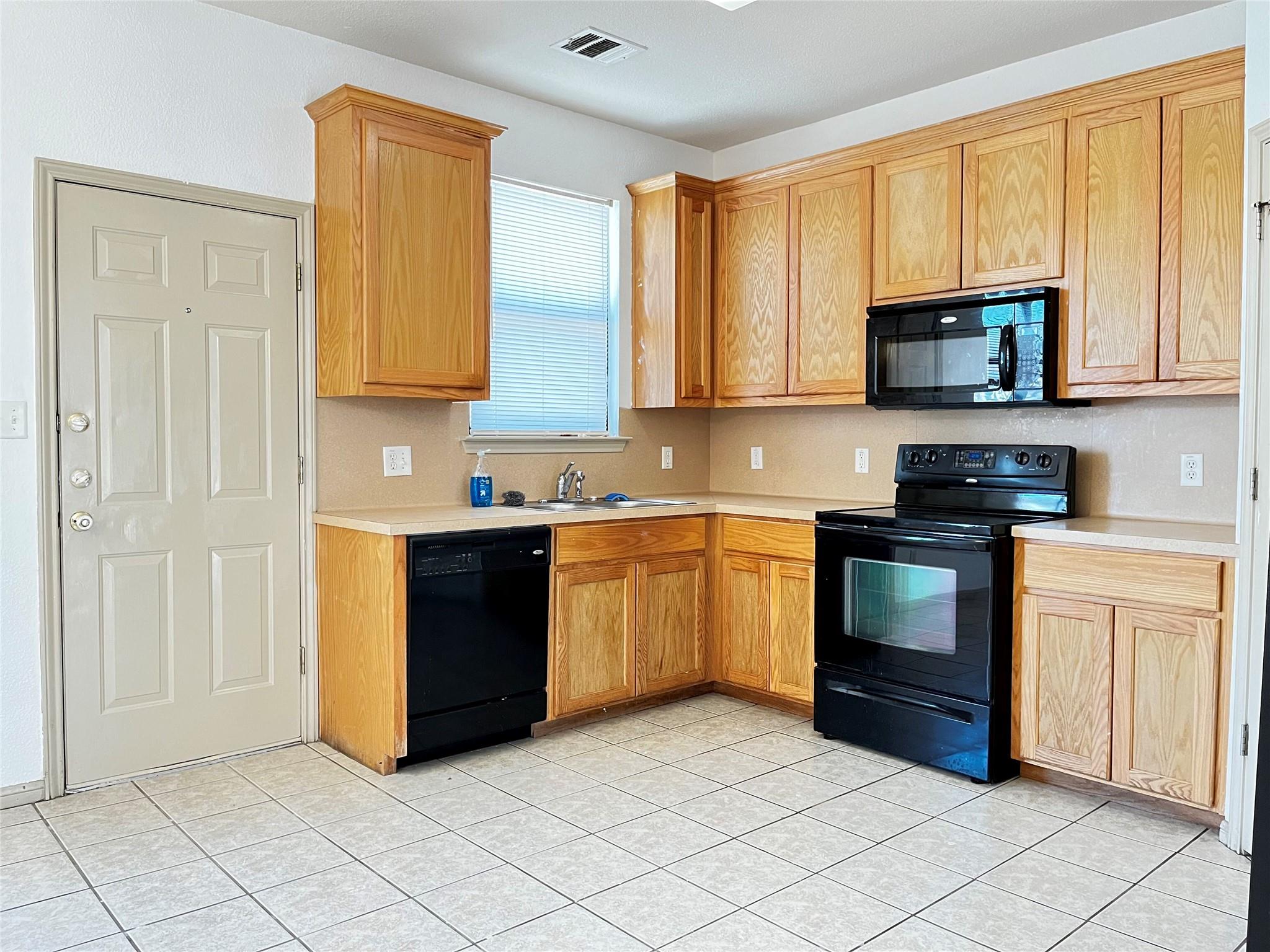 8901 Parkfield Drive Austin TX 78758