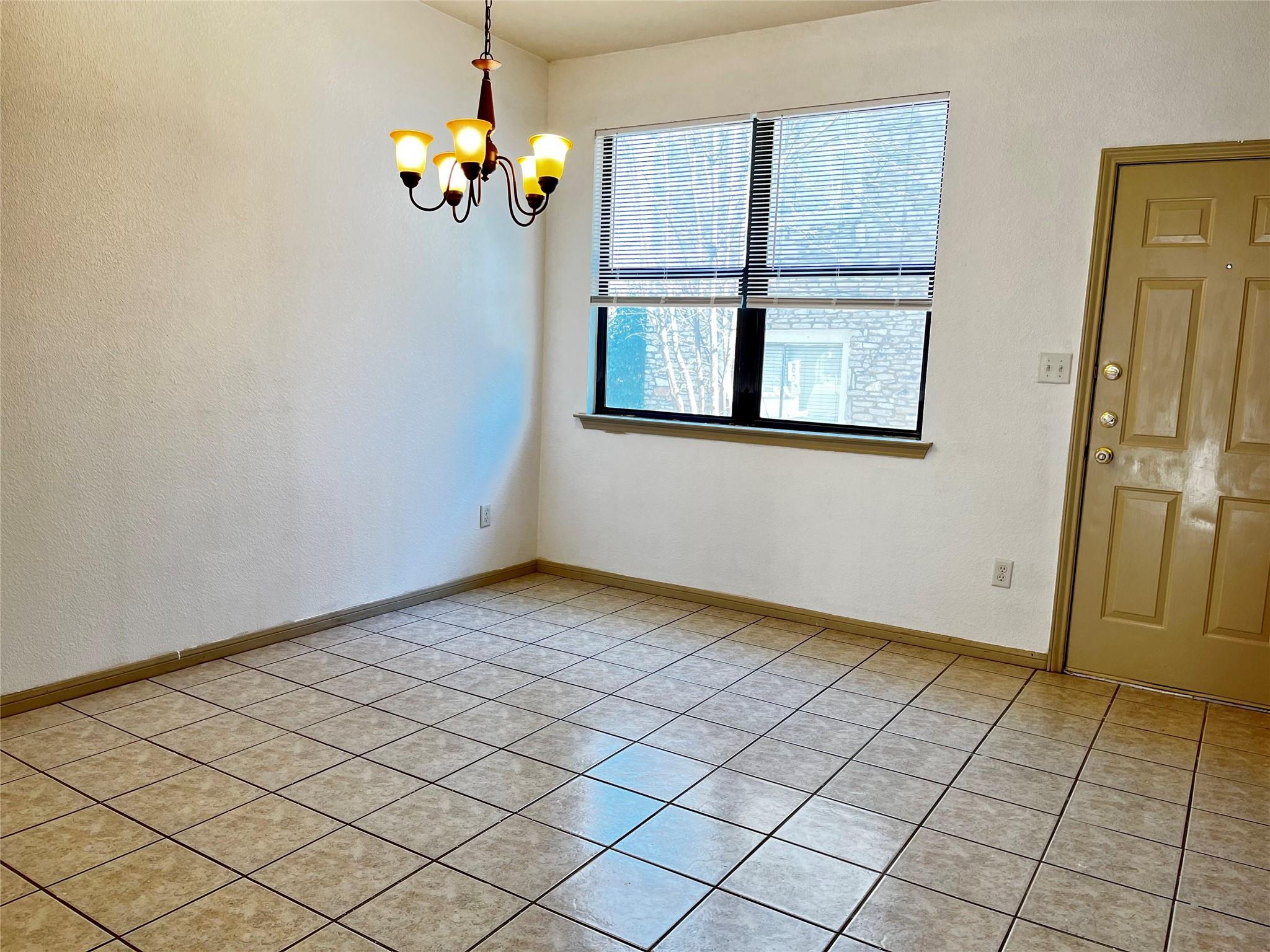 8901 Parkfield Drive Austin TX 78758