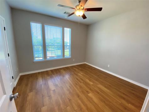 400 West Street Hutto TX 78634
