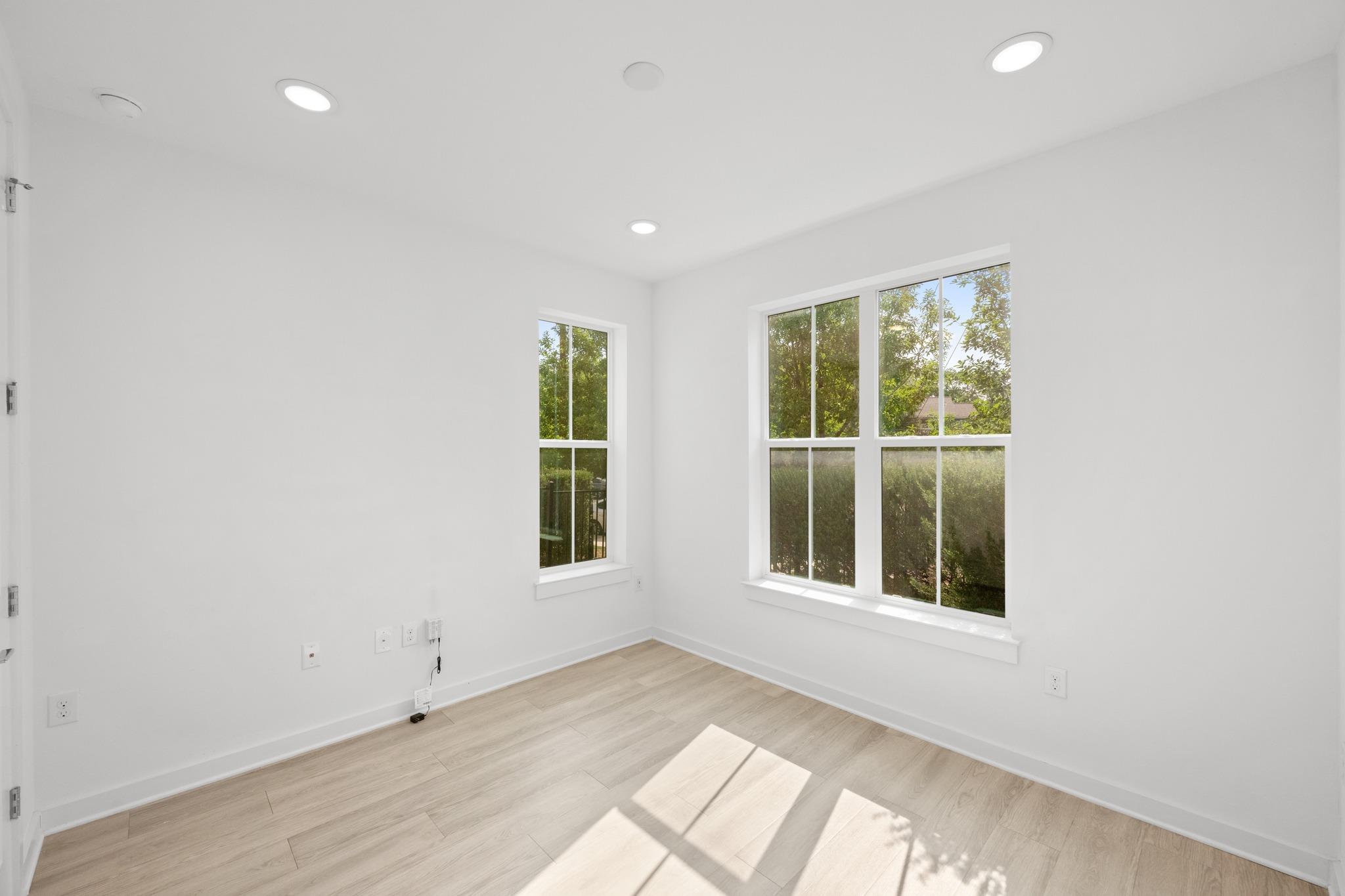 2624 Metcalfe Road Austin TX 78741