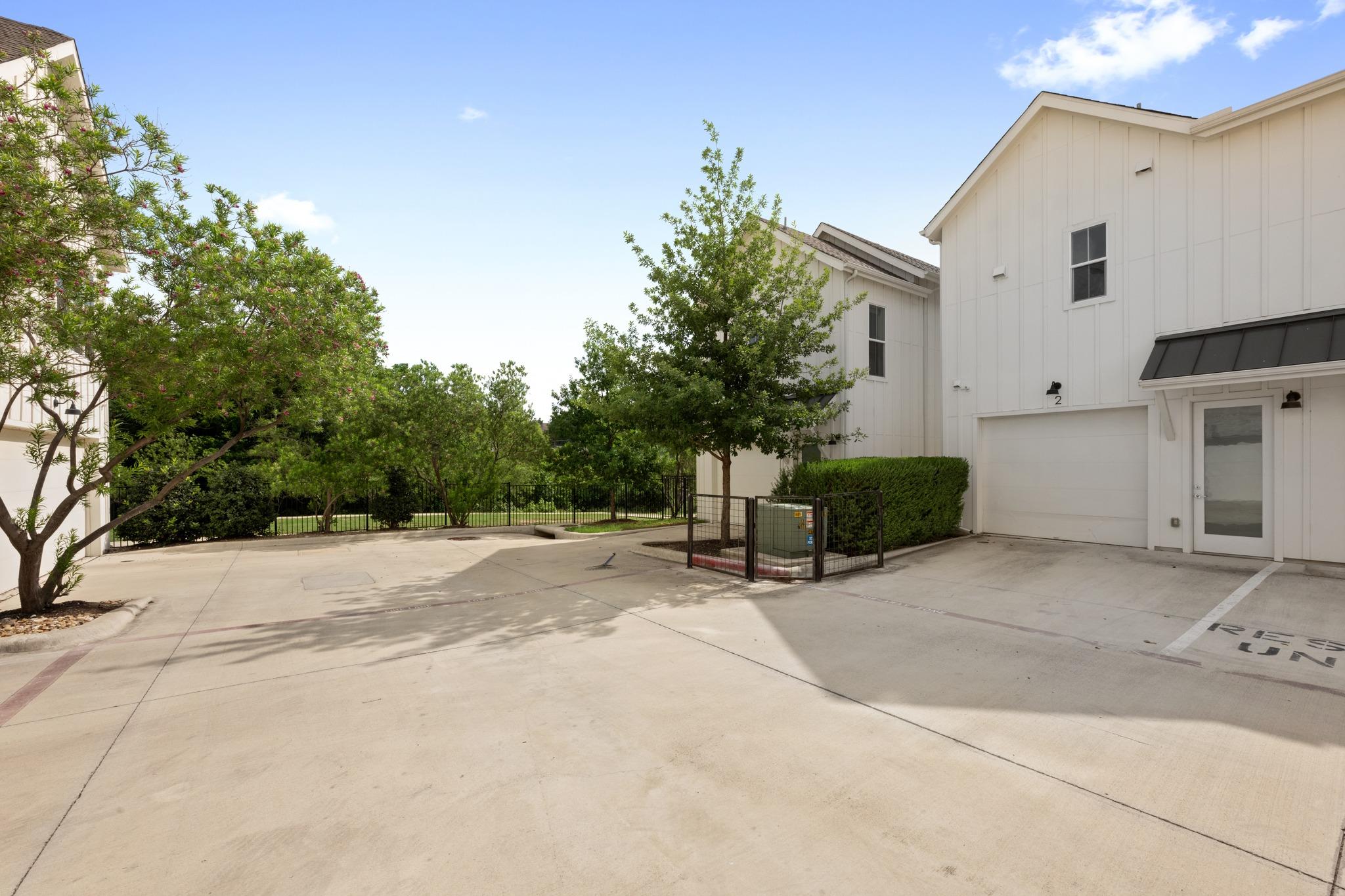 2624 Metcalfe Road Austin TX 78741