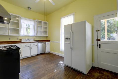 304 Olive Street Smithville TX 78957