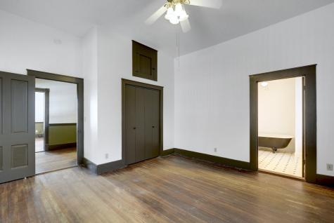 304 Olive Street Smithville TX 78957