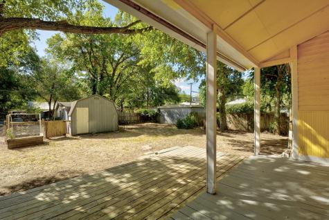 304 Olive Street Smithville TX 78957