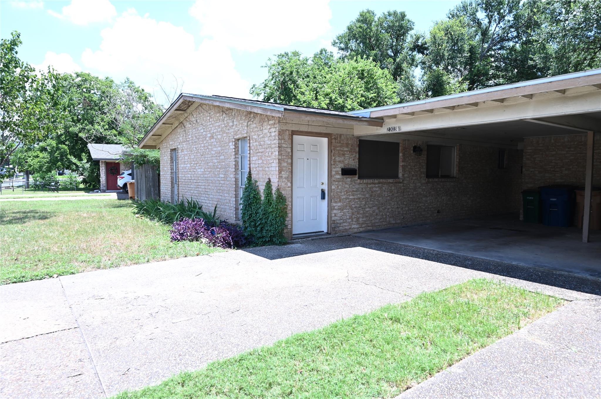 2303 Western Trails Boulevard Austin TX 78745
