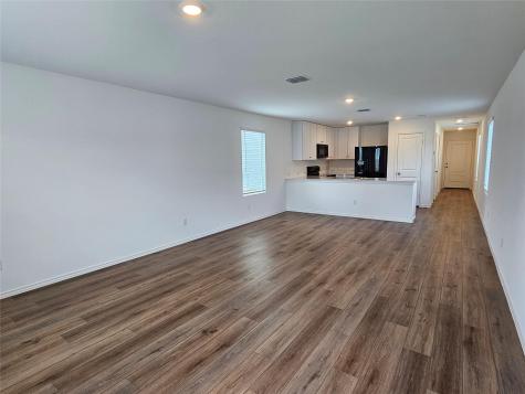 704 Commander Abbott Drive Jarrell TX 76537