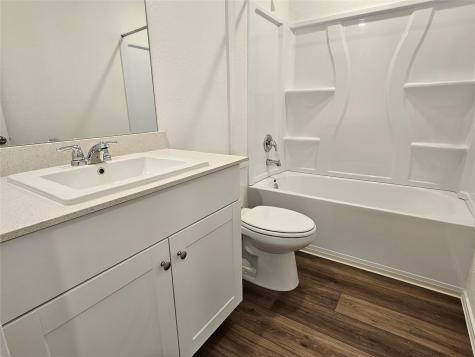 704 Commander Abbott Drive Jarrell TX 76537