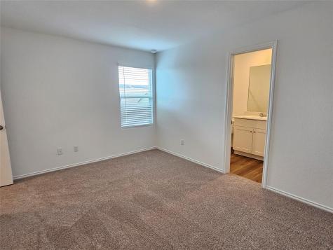 704 Commander Abbott Drive Jarrell TX 76537