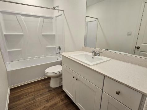 704 Commander Abbott Drive Jarrell TX 76537