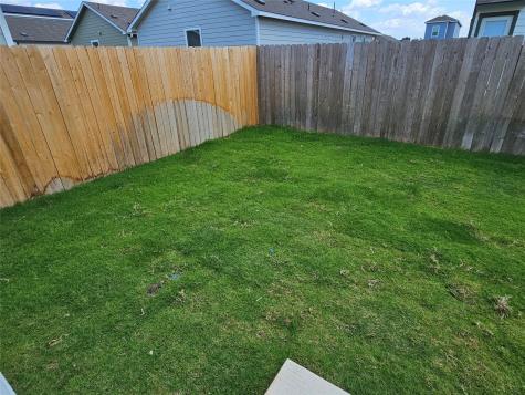 704 Commander Abbott Drive Jarrell TX 76537