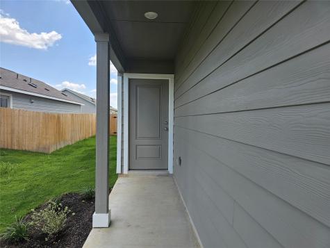704 Commander Abbott Drive Jarrell TX 76537