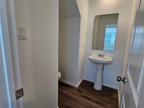 704 Commander Abbott Drive Jarrell TX 76537