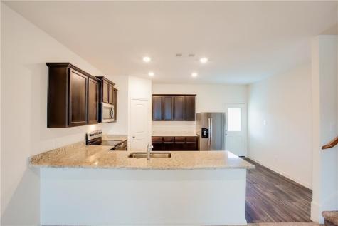 1004 Riverdale Cove Jarrell TX 76537
