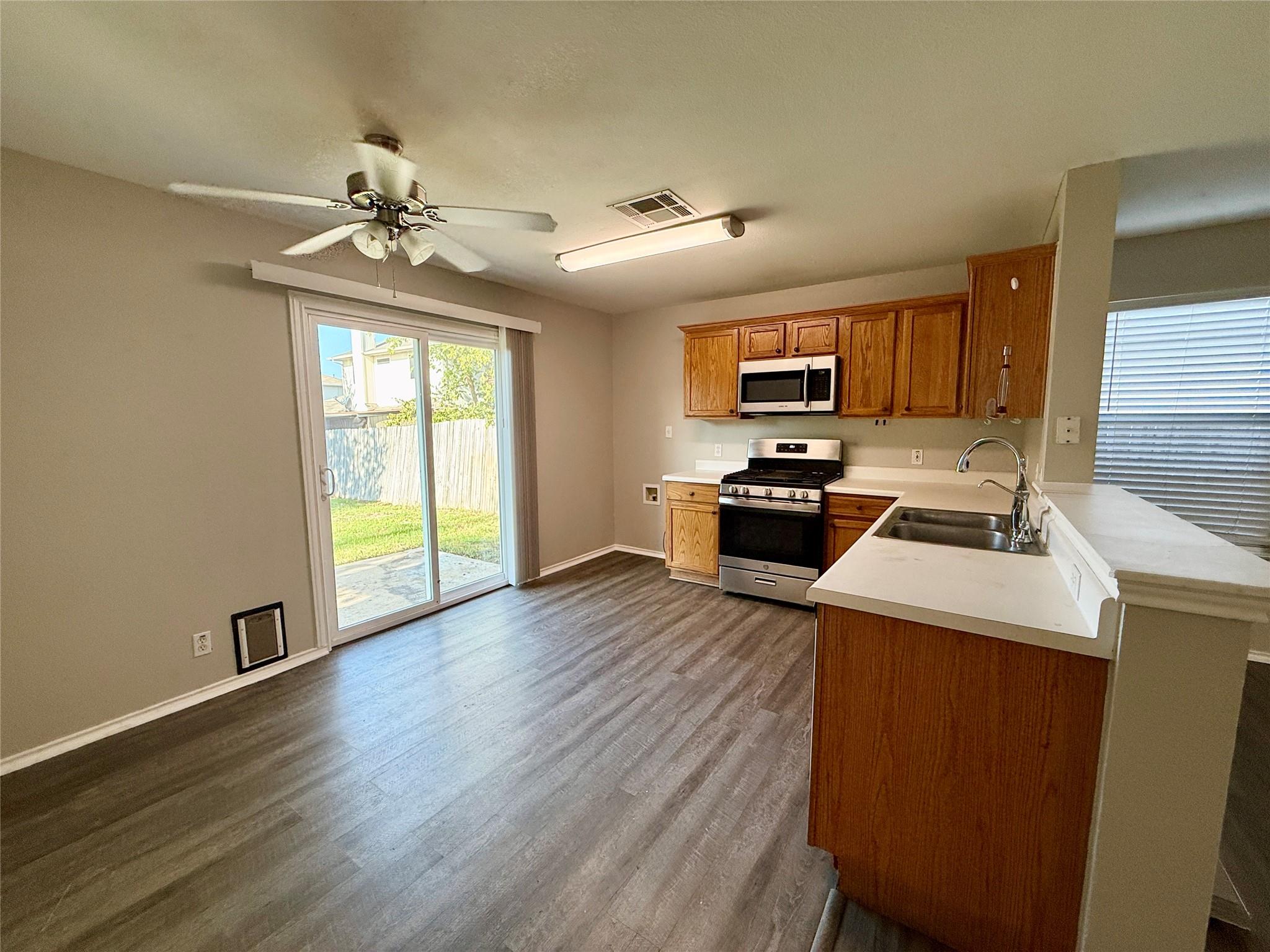 17212 Hamilton Point Circle Manor TX 78653