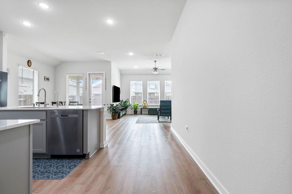 1813 Crow Hop View Leander TX 78641