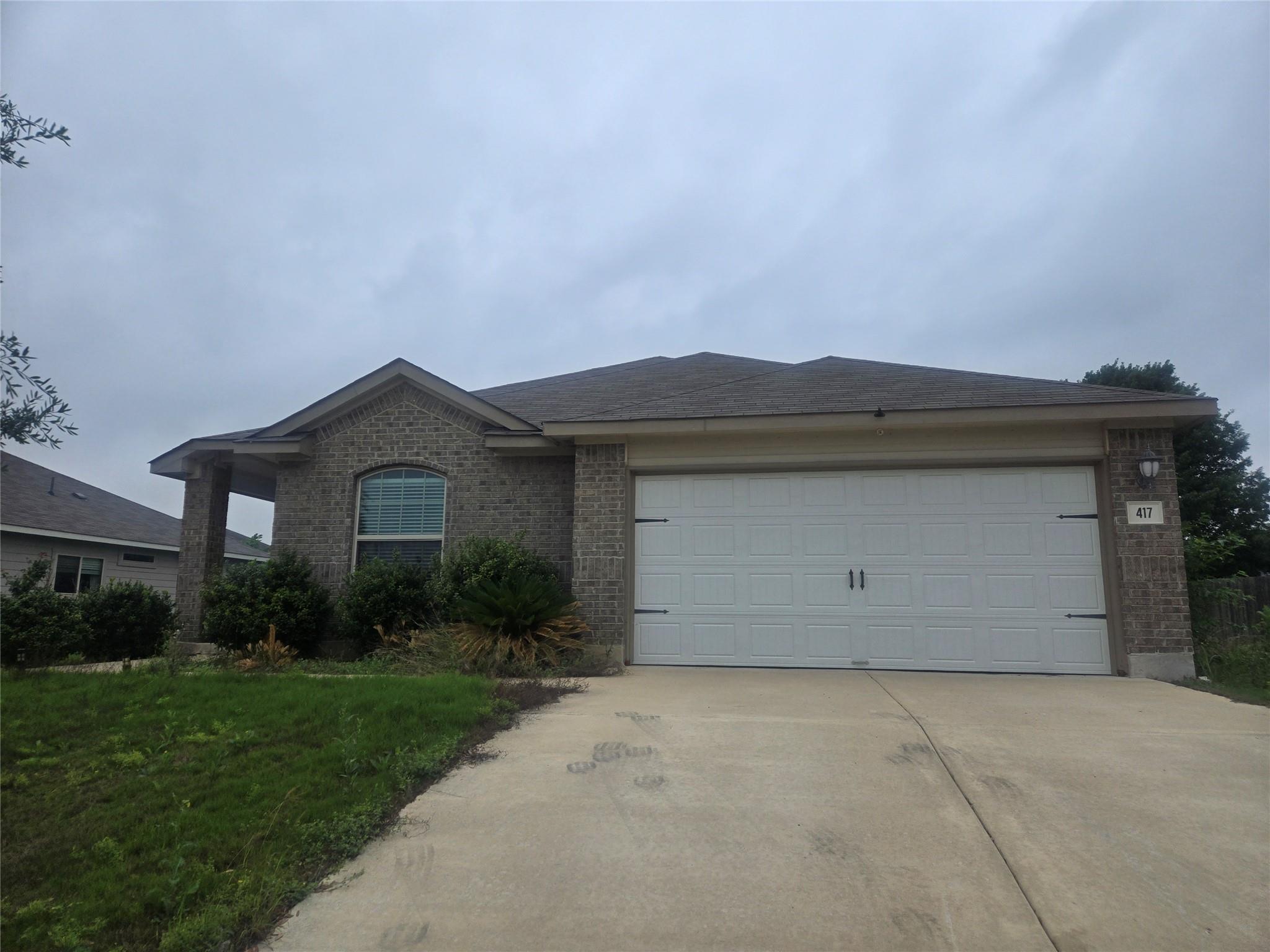 417 Blooming Trail Kyle TX 78640