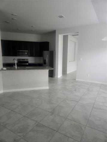 417 Blooming Trail Kyle TX 78640