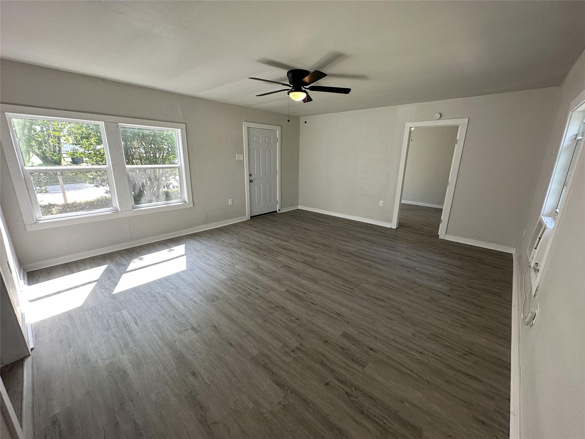 622 Scarbrough Street Rockdale TX 76567