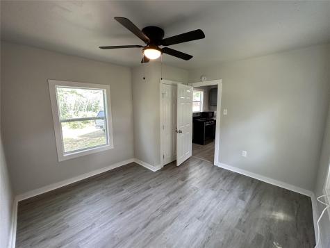 622 Scarbrough Street Rockdale TX 76567