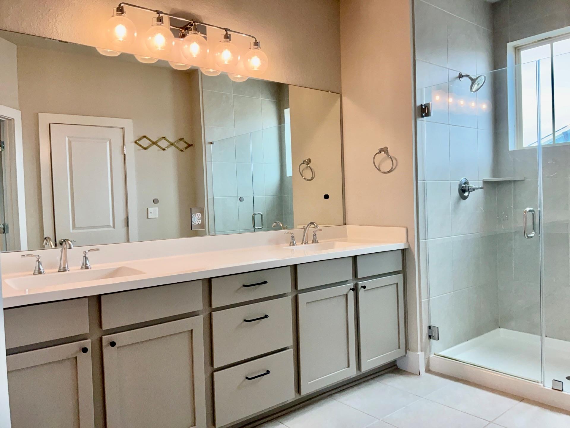 8315 Laughlin Lane Austin TX 78744