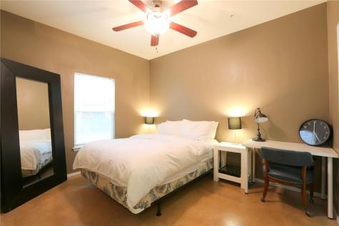 910 W 25th Street Austin TX 78705