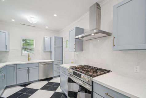 1205 Alta Vista Avenue Austin TX 78704