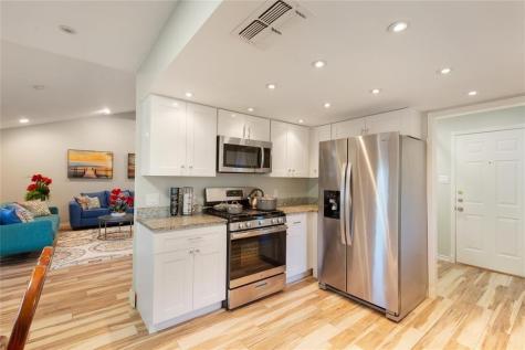 11200 Iron Oak Trail Austin TX 78750