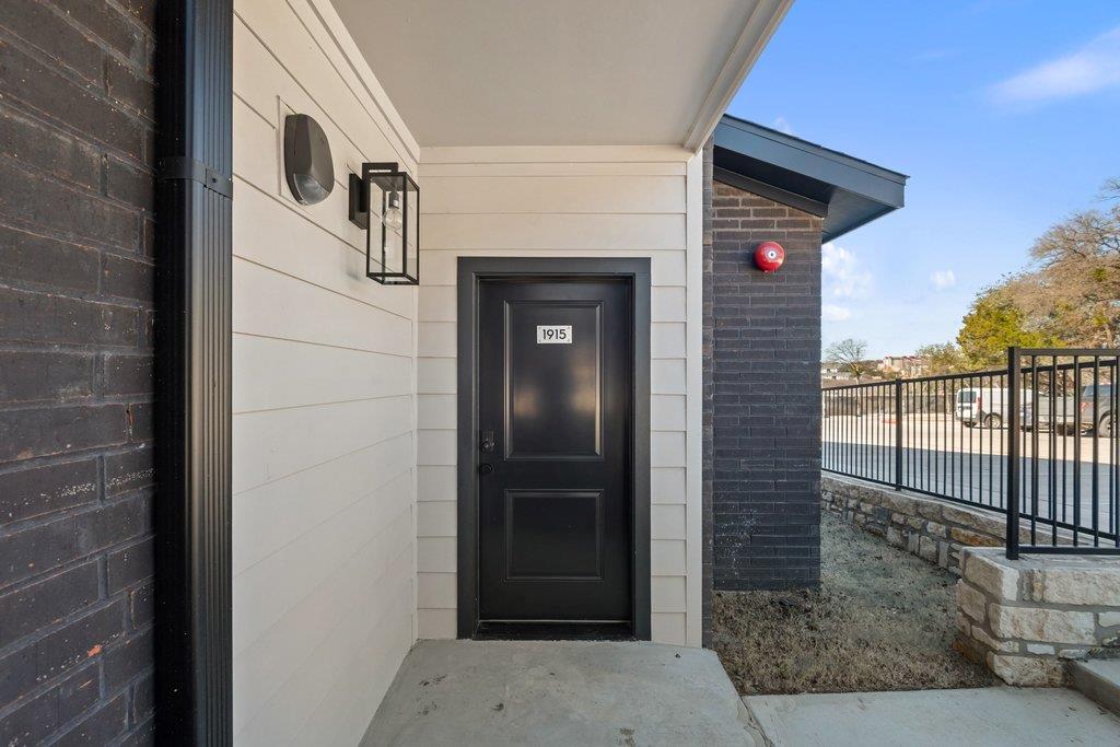 2450 Wickersham Lane Austin TX 78741