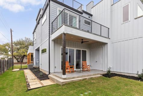 1402 Summit Street Austin TX 78741