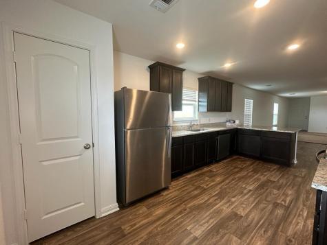 18300 Speculator Lane Elgin TX 78621