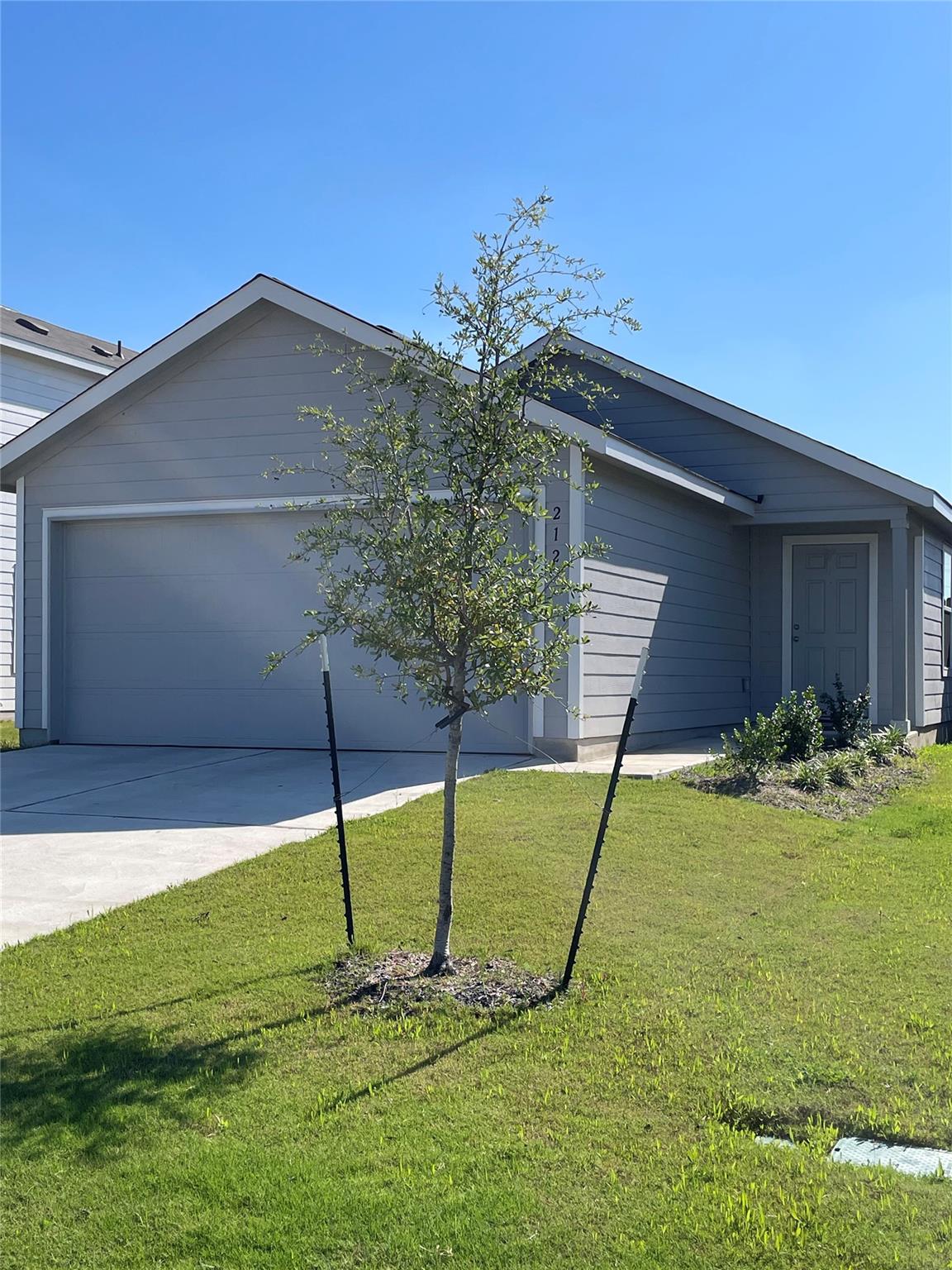 212 Marty Allen Loop Jarrell TX 76537