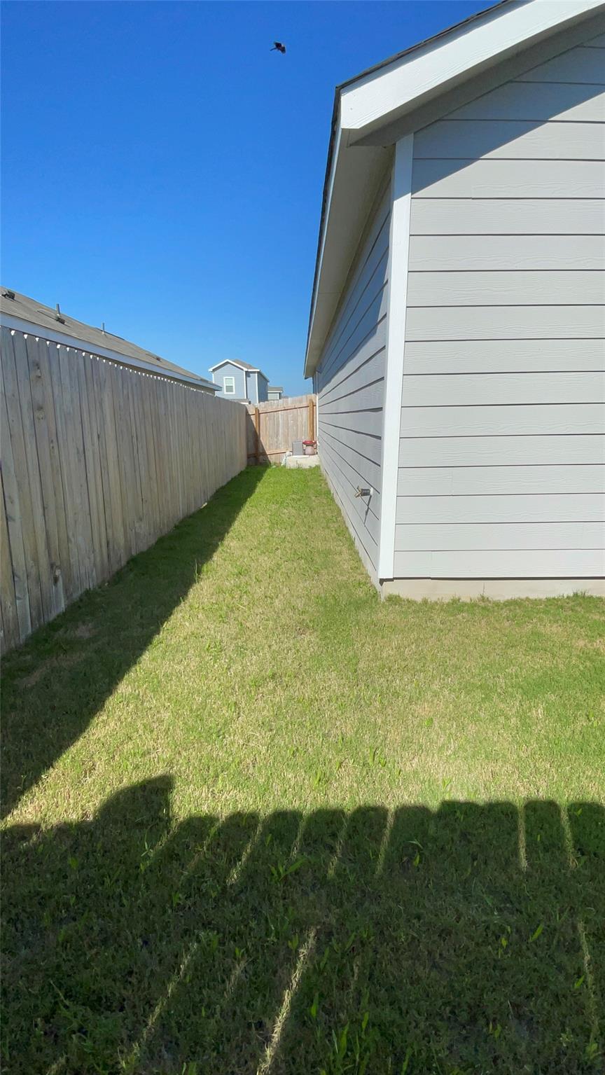212 Marty Allen Loop Jarrell TX 76537