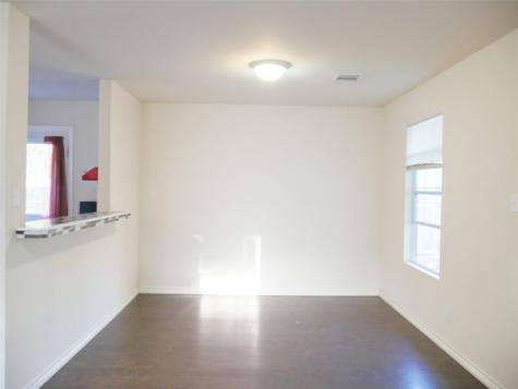 1013 Price Street Taylor TX 76574