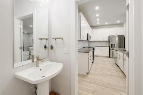 207 Flowers Avenue Hutto TX 78634