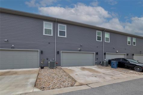207 Flowers Avenue Hutto TX 78634