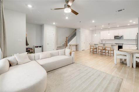 207 Flowers Avenue Hutto TX 78634