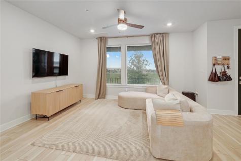 207 Flowers Avenue Hutto TX 78634