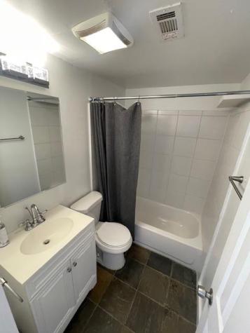 1105 1/2 Tillery Street Austin TX 78702