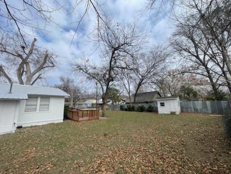 1105 1/2 Tillery Street Austin TX 78702