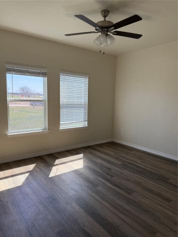 510 Whirlaway Drive Jarrell TX 76537