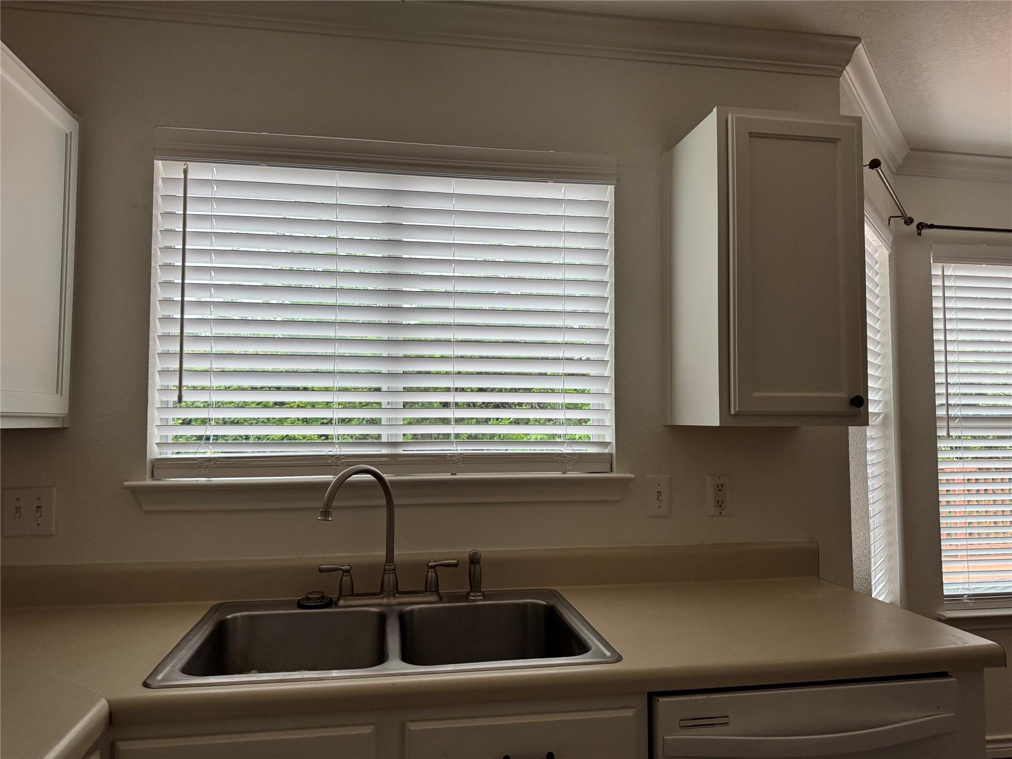 1800 Twisted Oak Drive Leander TX 78641