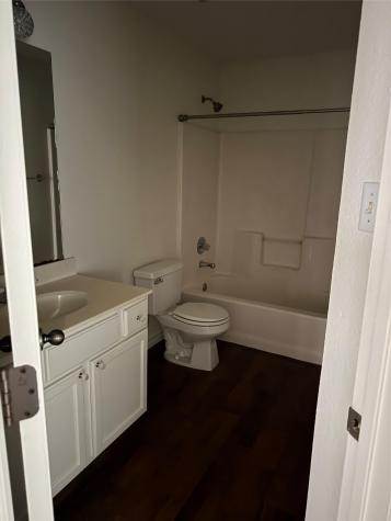 1800 Twisted Oak Drive Leander TX 78641