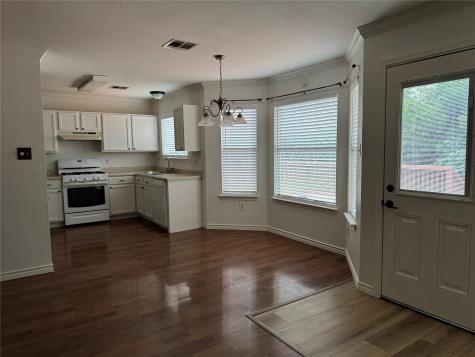 1800 Twisted Oak Drive Leander TX 78641